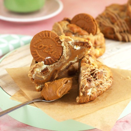 Big Biscoff | NY Cookie con Lotus, Chocolate Blanco y Chocolate Gold