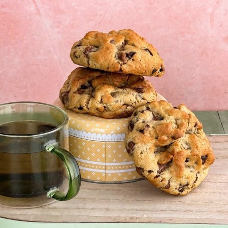 Peanut Choc NY Cookie de masa de vainilla con cacahuetes tostados, Chocolate negro y Chocolate con leche 2