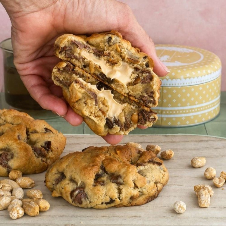 Peanut Choc NY Cookie de masa de vainilla con cacahuetes tostados, Chocolate negro y Chocolate con leche 6