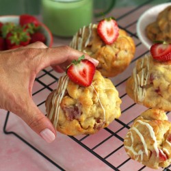 Strawberry Cheesecake | NY Cookie de vanilla, galletas danesas, fresas y Cheesecake