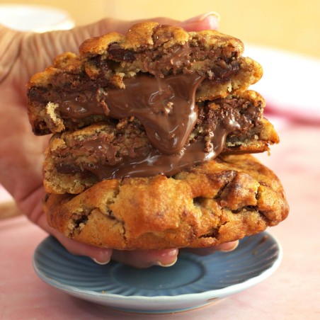 ChocoNella | NY Cookie con remolinos y relleno de Nutella, avellanas y Chocolate